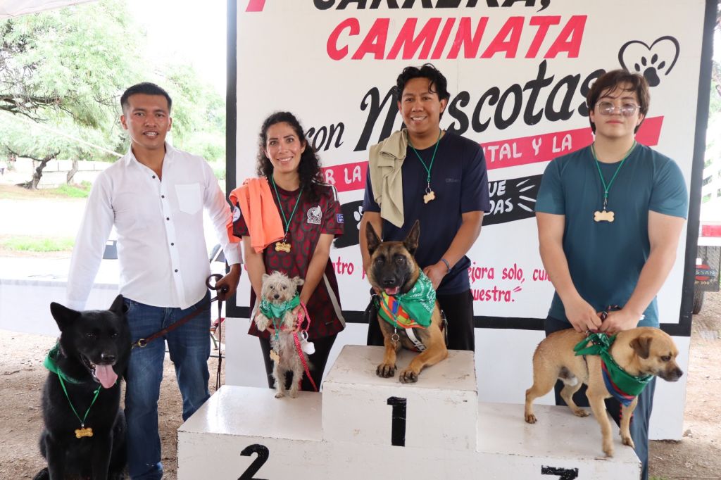 Tolimán realiza con éxito la 1ra Carrera Caminata con Mascotas